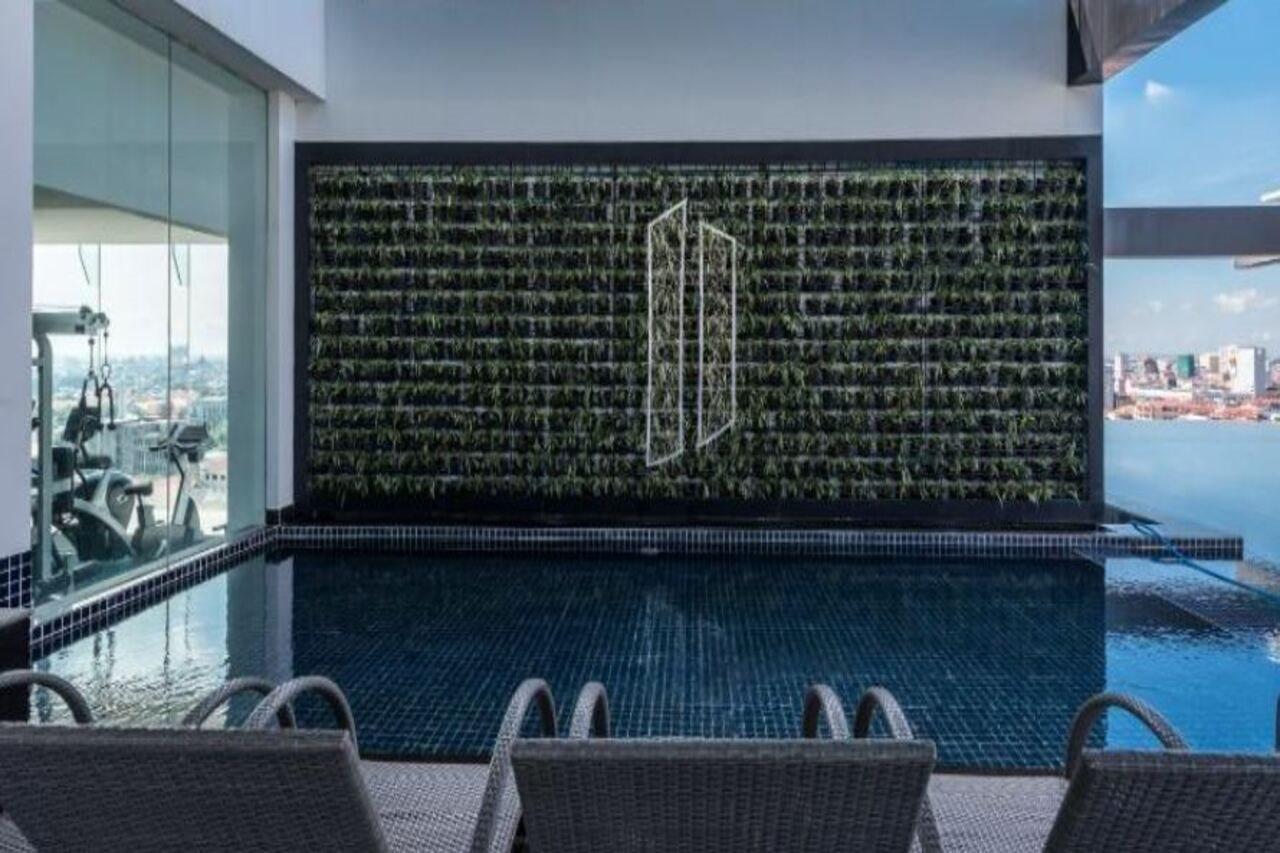 Naki Suites @ Silvertown Phnom Penh Eksteriør bilde