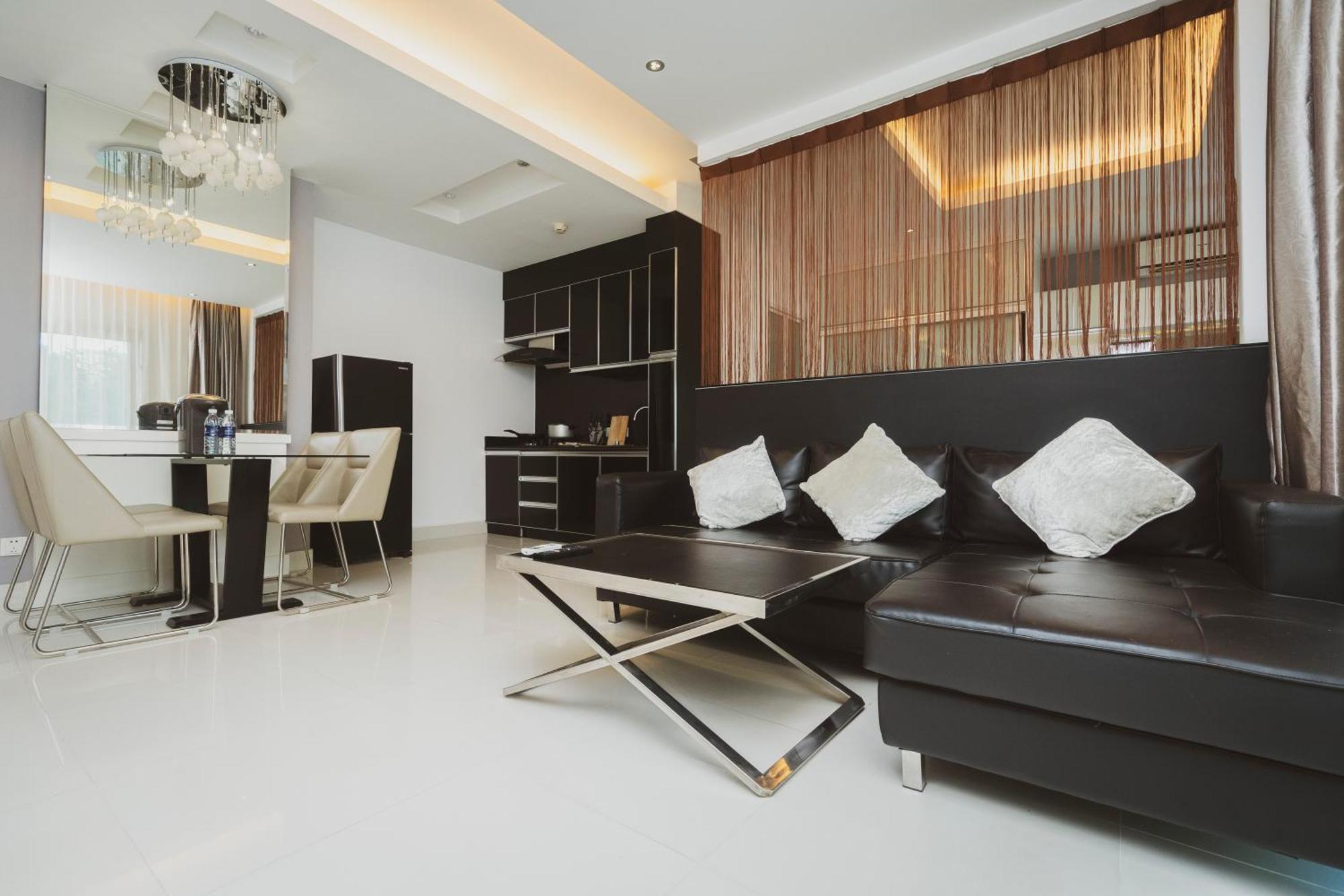 Naki Suites @ Silvertown Phnom Penh Eksteriør bilde