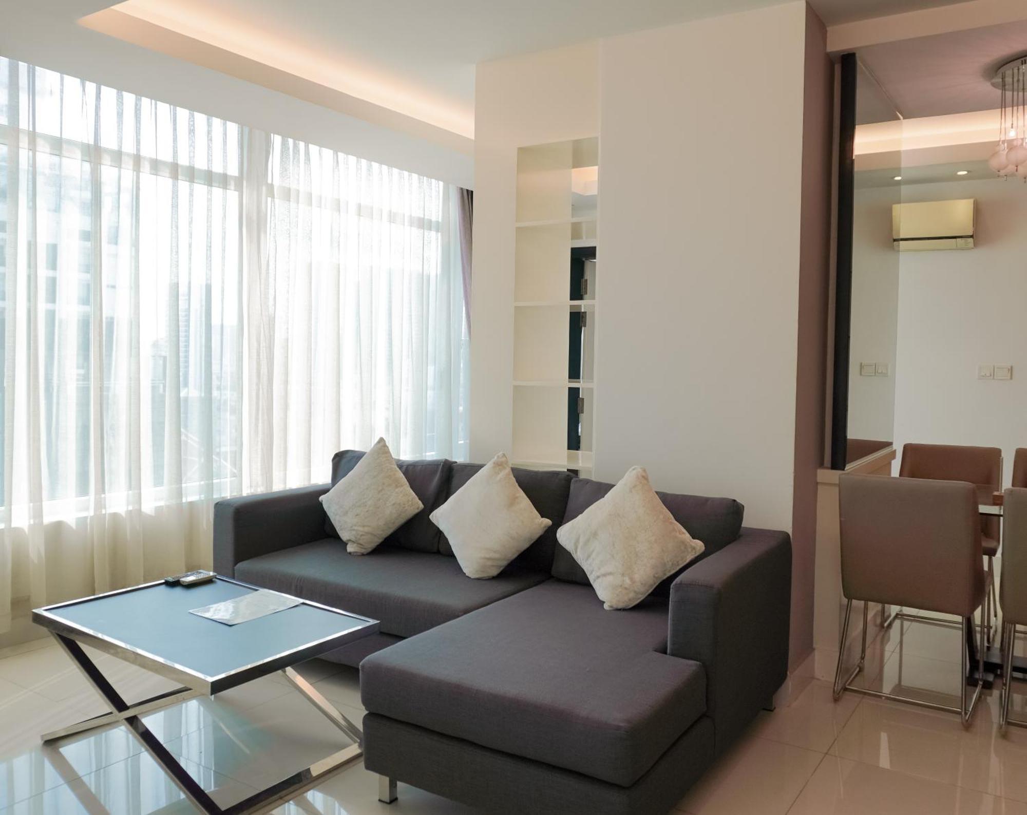 Naki Suites @ Silvertown Phnom Penh Eksteriør bilde